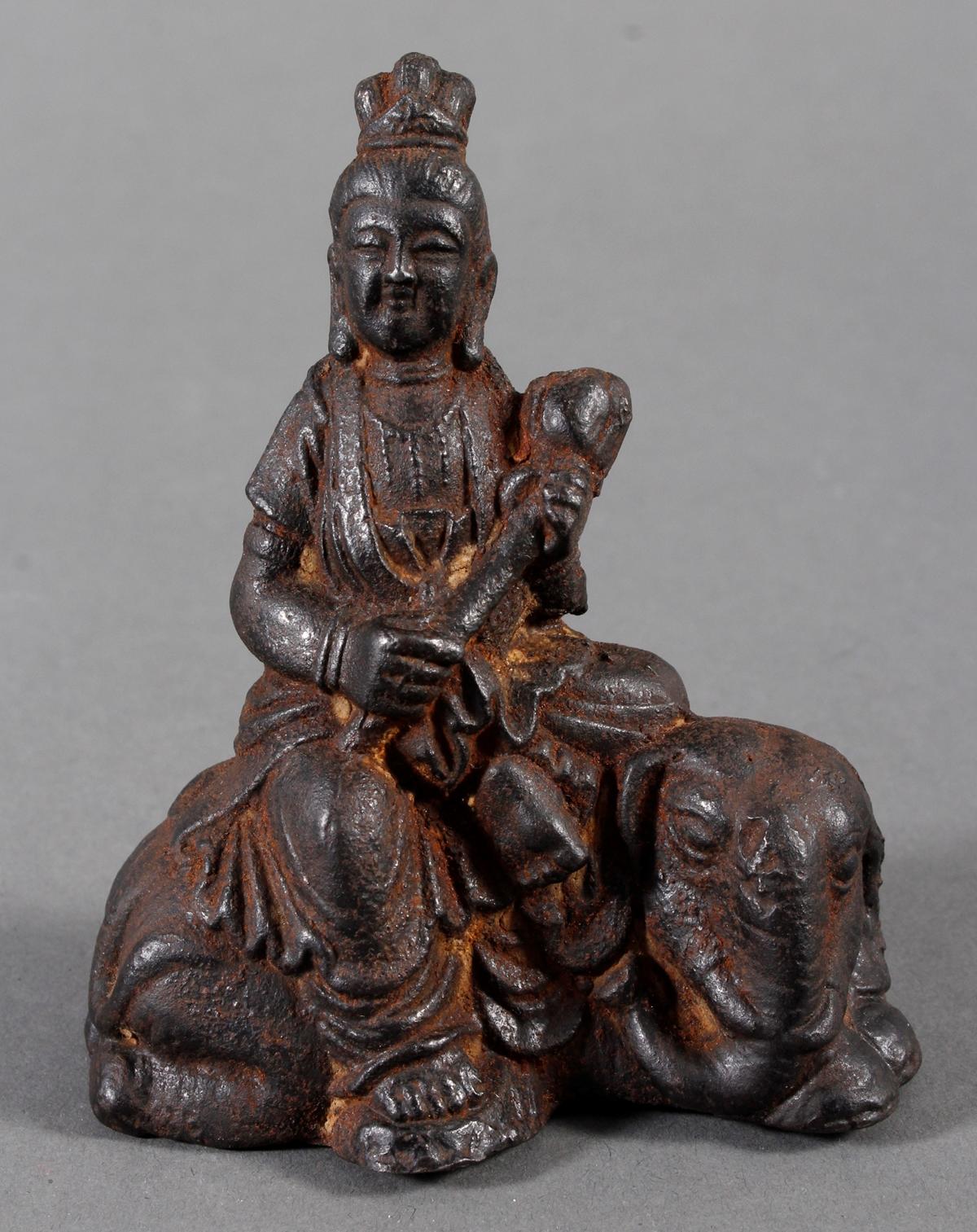 Guanin auf Elefant sitzen, aus Eisen gefertigt, Ming Dynasty