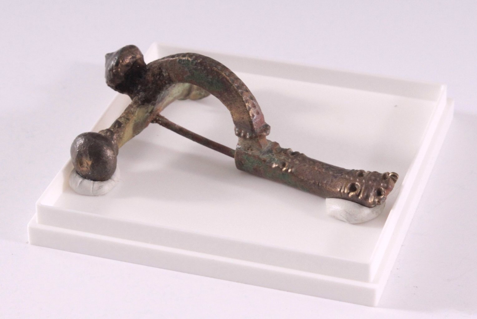 Große römische Zwiebelknopffibel Badisches Auktionshaus