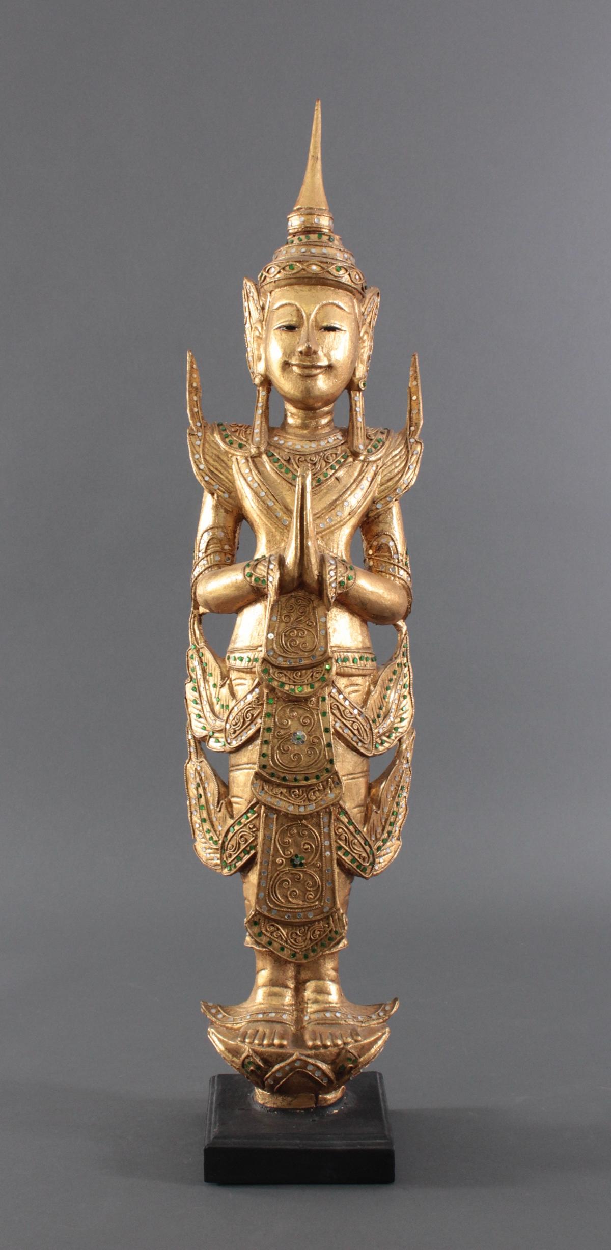 Thailändische Buddhaskulptur aus der 2. Hälfte des 20. Jahrhunderts