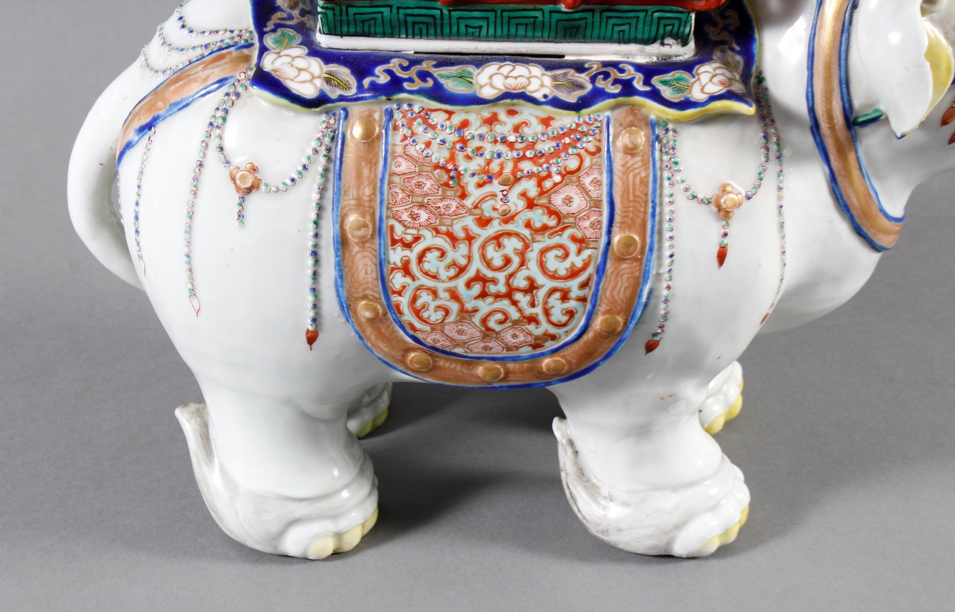 Porzellanelefant mit Pagode auf dem Rücken. China 18./19. Jahrhundert-4