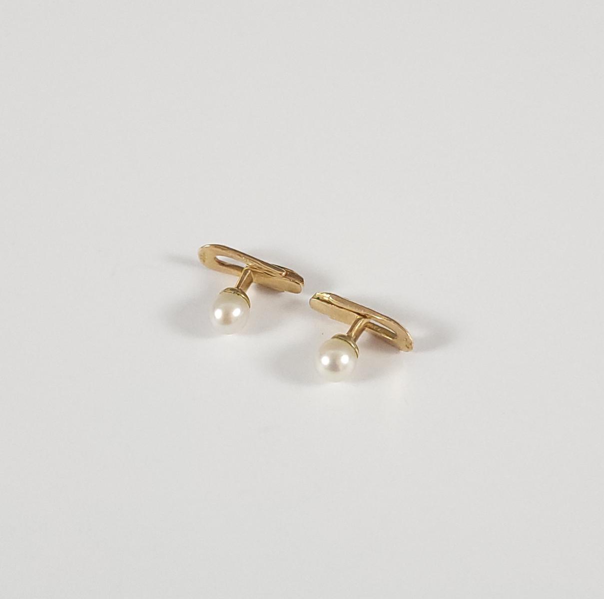 Paar Manschettenknöpfe mit Perlen, 14 kt Gelbgold