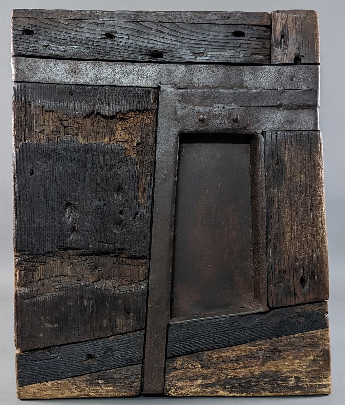 Gerda Bier (*1943), ‚Wandbrett mit Tor‘ | Badisches Auktionshaus