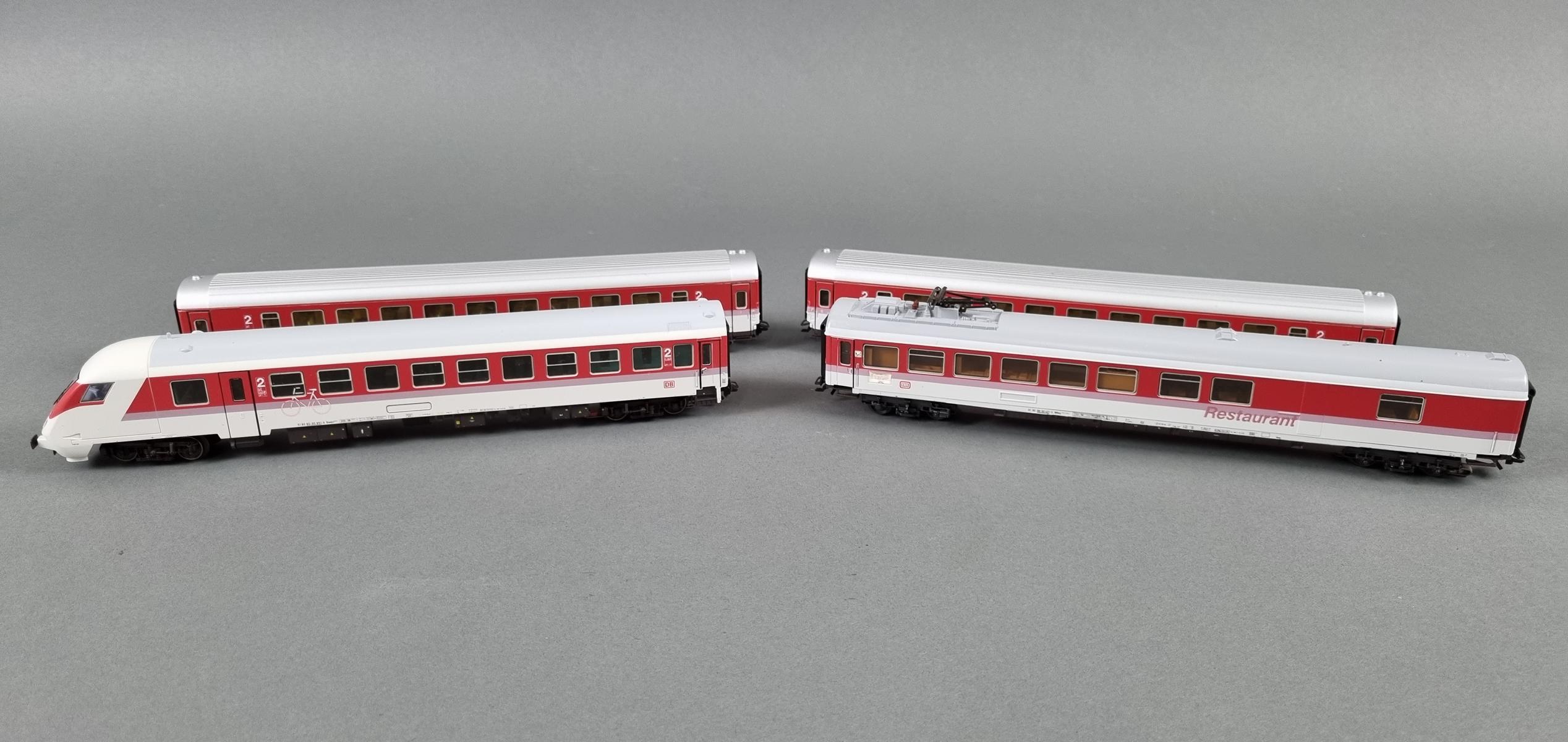 m-rklin-43301-steuerwagen-mit-3-personenwagons-badisches-auktionshaus