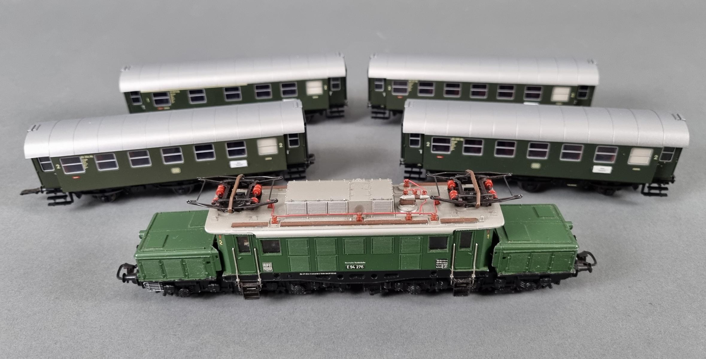 Märklin E209620 Spoke Wheels (2 Pieces) – HO Scale For BR 194, 3022, 3322 – Original