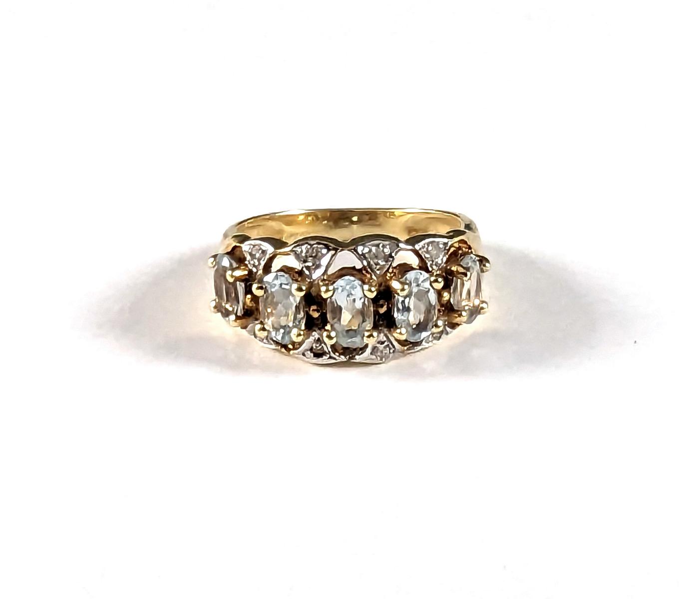 Damenring mit Zirkonia und Diamanten, 14 Karat Gelbgold